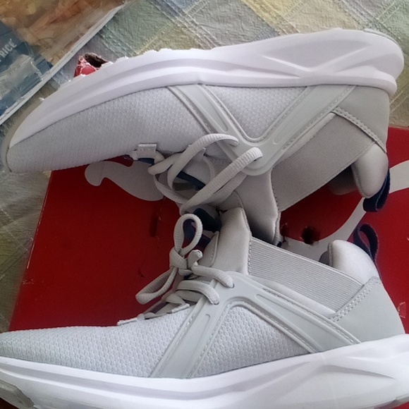 Puma Enzo 2 glow size 5.5Y fits Women's 7 ,gray violet LIKE NEW - Picture 3 of 6